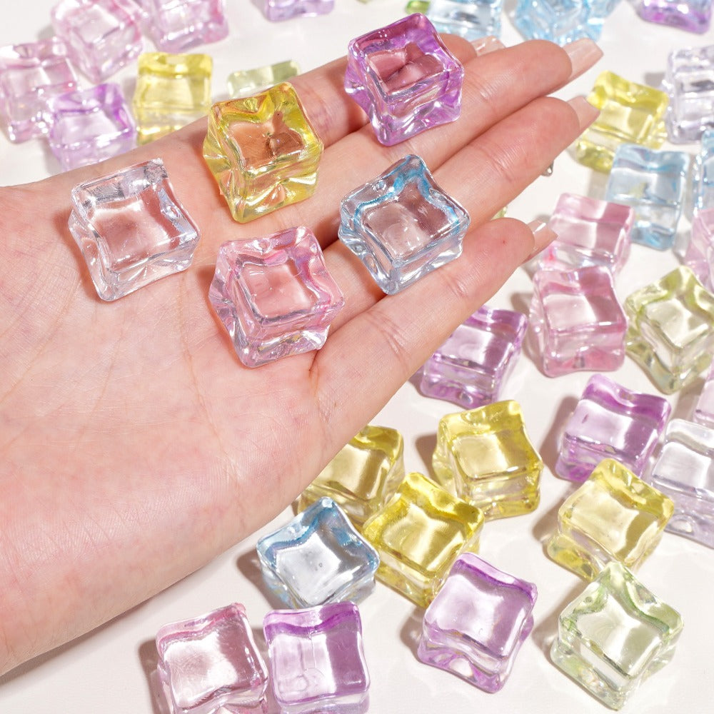18Mm acrylic translucent simulated ice cube grains non-porous cubic beads loose beads handmade DIY material jewelry Colors Fake Crystal School Counting Plastic Ice Cubes Acrylic Artificial Square Rocks for Photography Props,Food Display,Vase Filler,Table