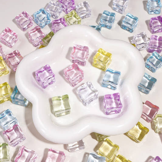 18Mm acrylic translucent simulated ice cube grains non-porous cubic beads loose beads handmade DIY material jewelry Colors Fake Crystal School Counting Plastic Ice Cubes Acrylic Artificial Square Rocks for Photography Props,Food Display,Vase Filler,Table