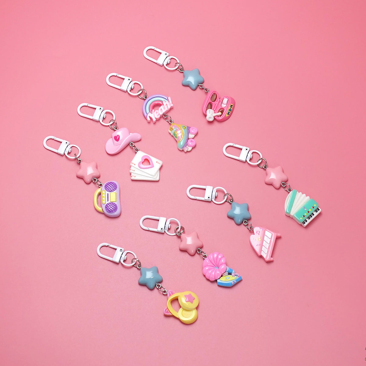 Color glossy resin cartoon keychain creative DIY cute ins style niche small pendant student backpack pendant