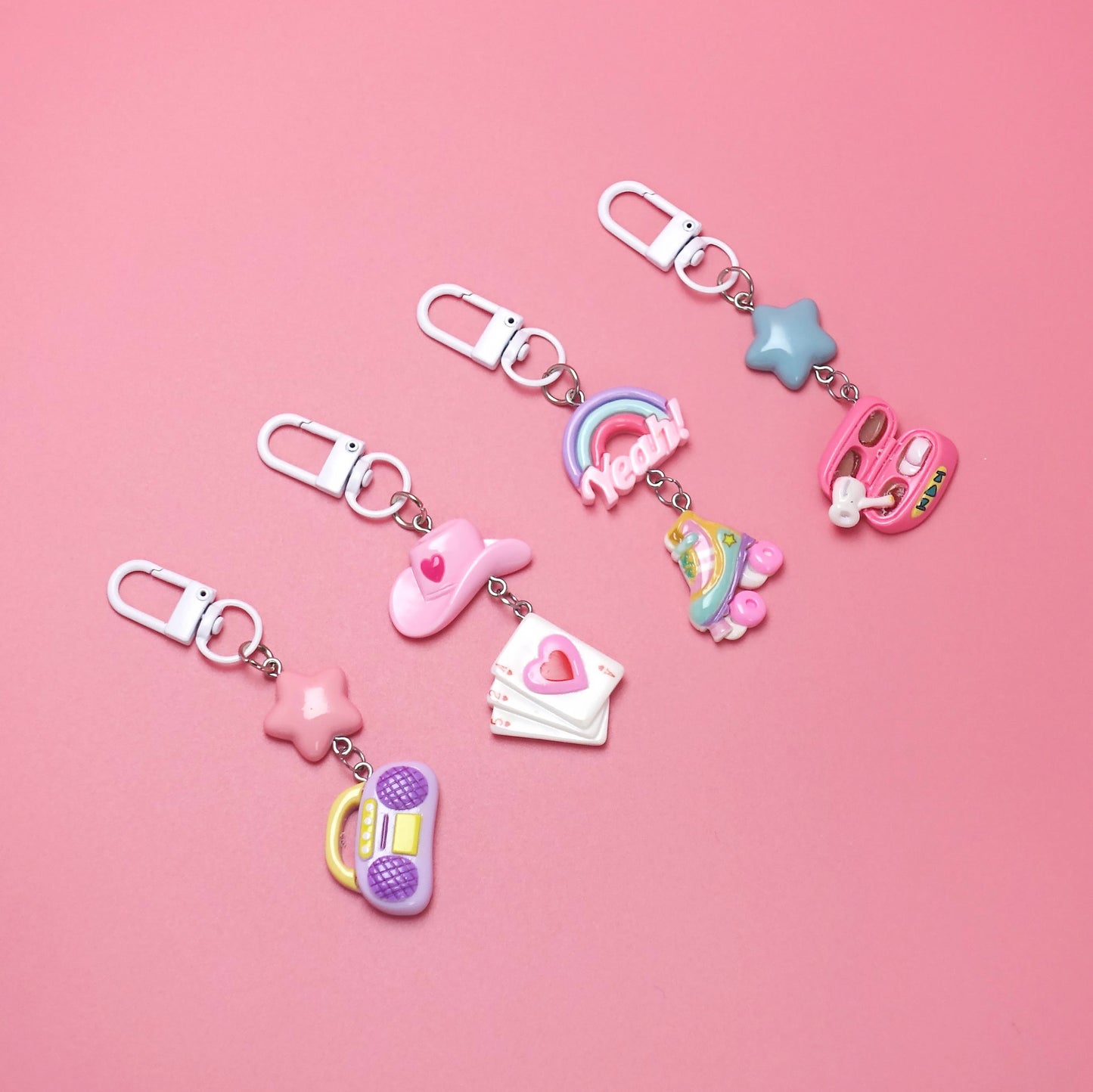 Color glossy resin cartoon keychain creative DIY cute ins style niche small pendant student backpack pendant