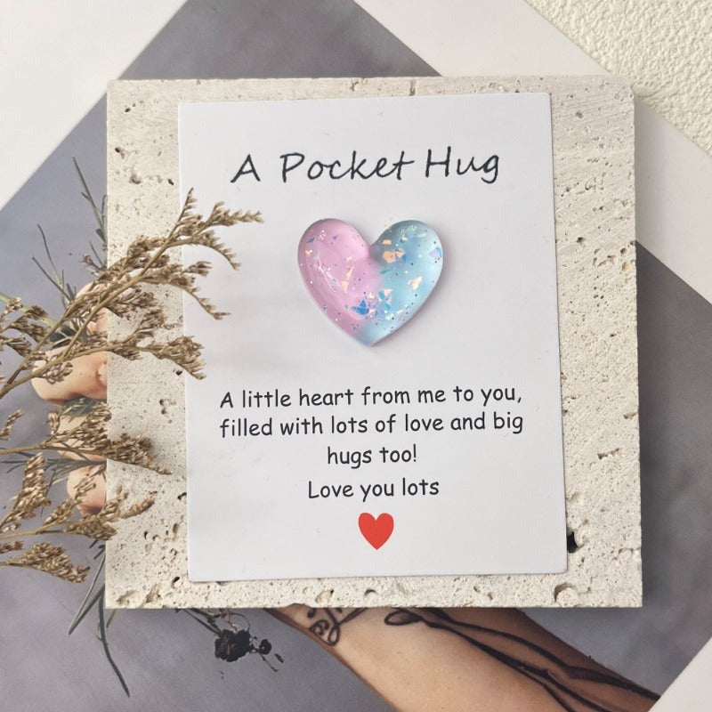 Cross-border new products gradually change pocket hug greeting card, resin love peach heart decorative gift, confession love symbol