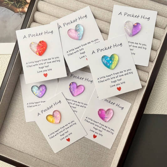 Cross-border new products gradually change pocket hug greeting card, resin love peach heart decorative gift, confession love symbol